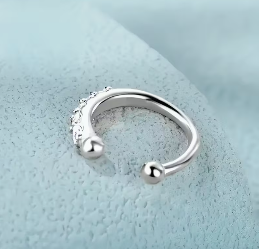 Artificial Non-Perforated Nose Ring – Hypoallergenic, Nickel-Free  Bohemian • K-Pop • Hip-Hop Style | No Piercing Required | Allergy-Safe Nose Jewelry for Women