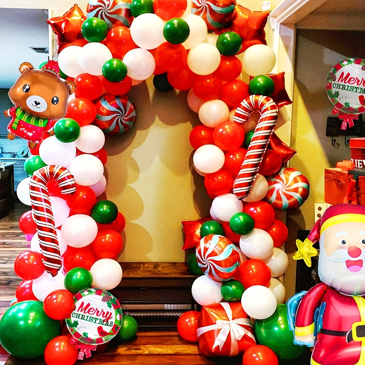 10pcs Red, Green & White Latex Balloons – Festive Party Decorations